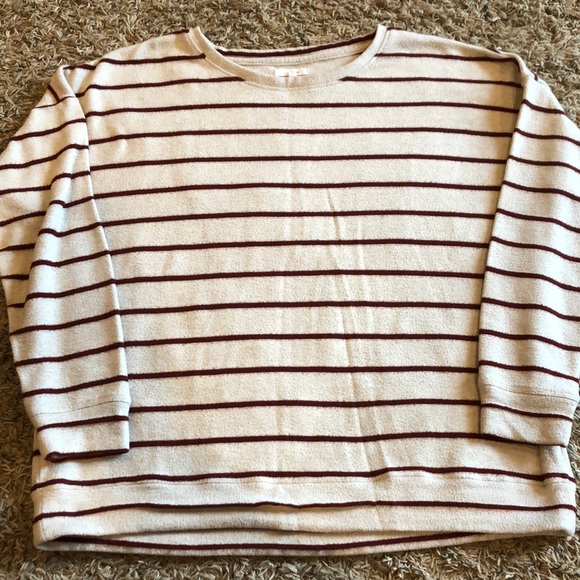 Maurices Tops - Maurices sweatshirt size XL gently used